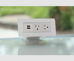 Axil X – 3 Port w/ USB A